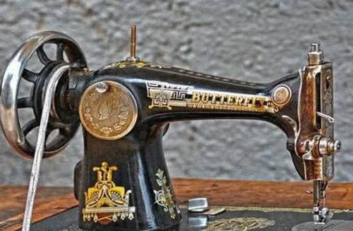 七八十年代缝纫机 从家庭必备到收藏新宠，为何让人追悔莫及？