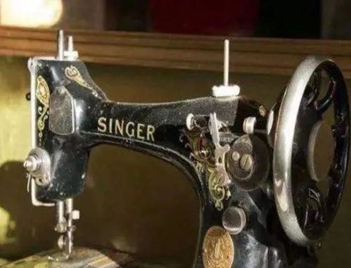 为什么有人高价回收80年代的缝纫机？收古董大哥说出了实情